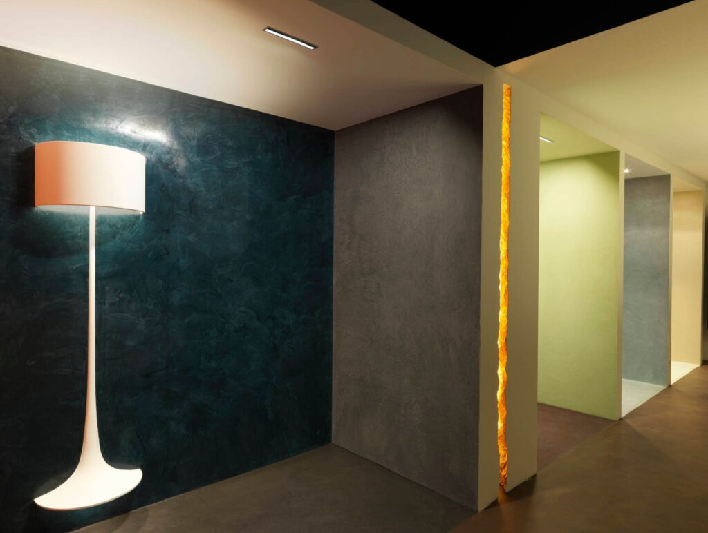 Showroom Mit Dunklen Farben